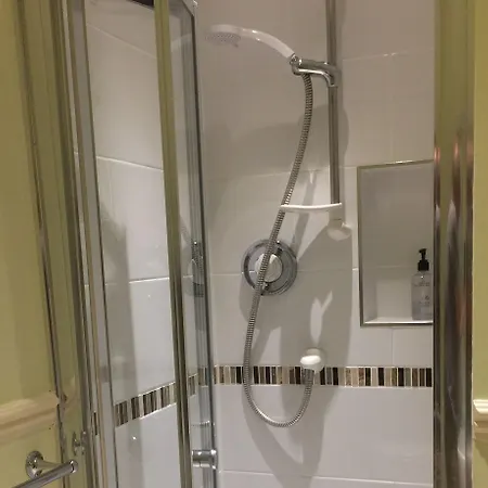 Bed & Breakfast Athol House