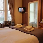 Athol 4* Filey