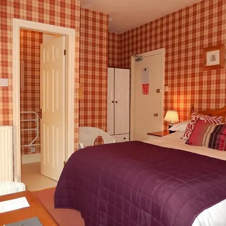 Bed & Breakfast Athol House